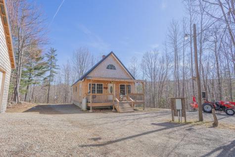 934 New Vineyard Road Farmington ME 04938