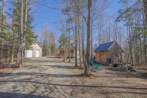 934 New Vineyard Road Farmington ME 04938