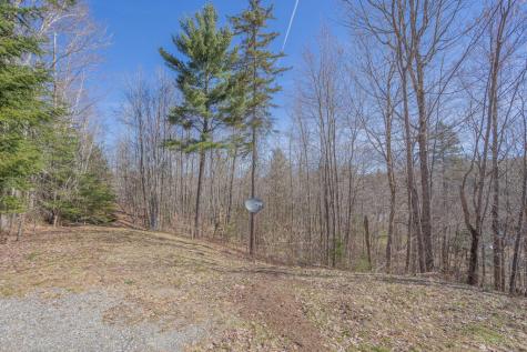 934 New Vineyard Road Farmington ME 04938