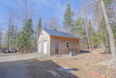 934 New Vineyard Road Farmington ME 04938