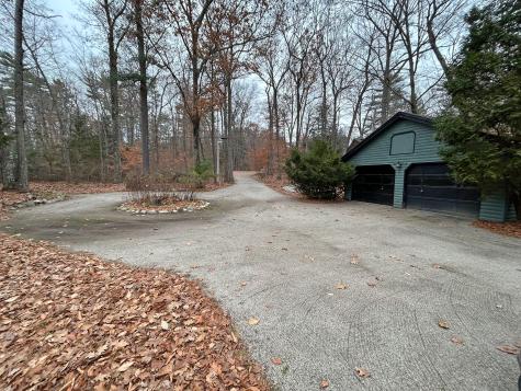 34 Many Oaks Lane Windham ME 04062