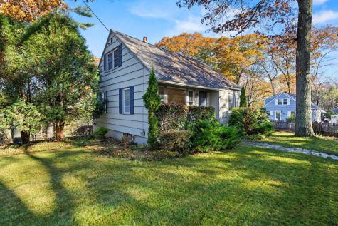 305 Fowler Road Cape Elizabeth ME 04107