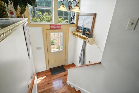 27 Mountain View Road Leeds ME 04263