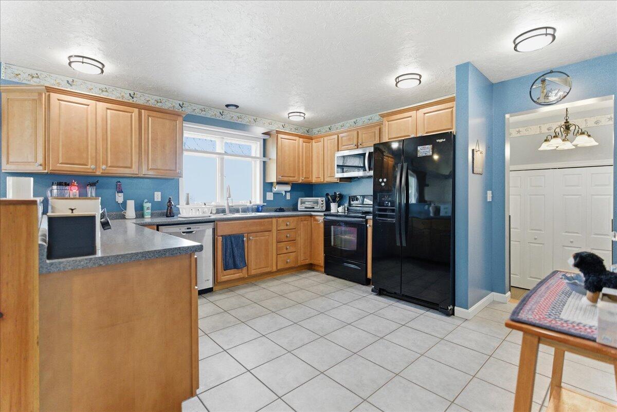 448 Lowell Town Road Wiscasset ME 04578