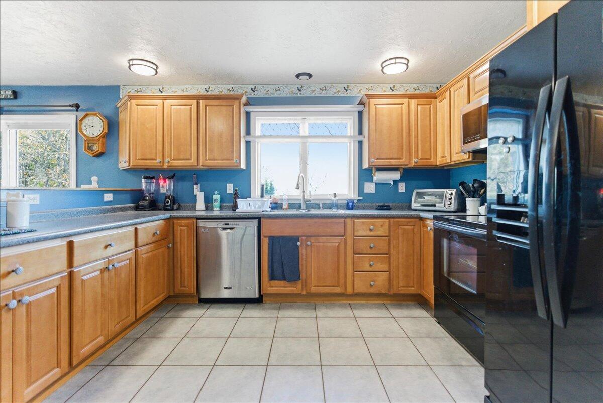 448 Lowell Town Road Wiscasset ME 04578