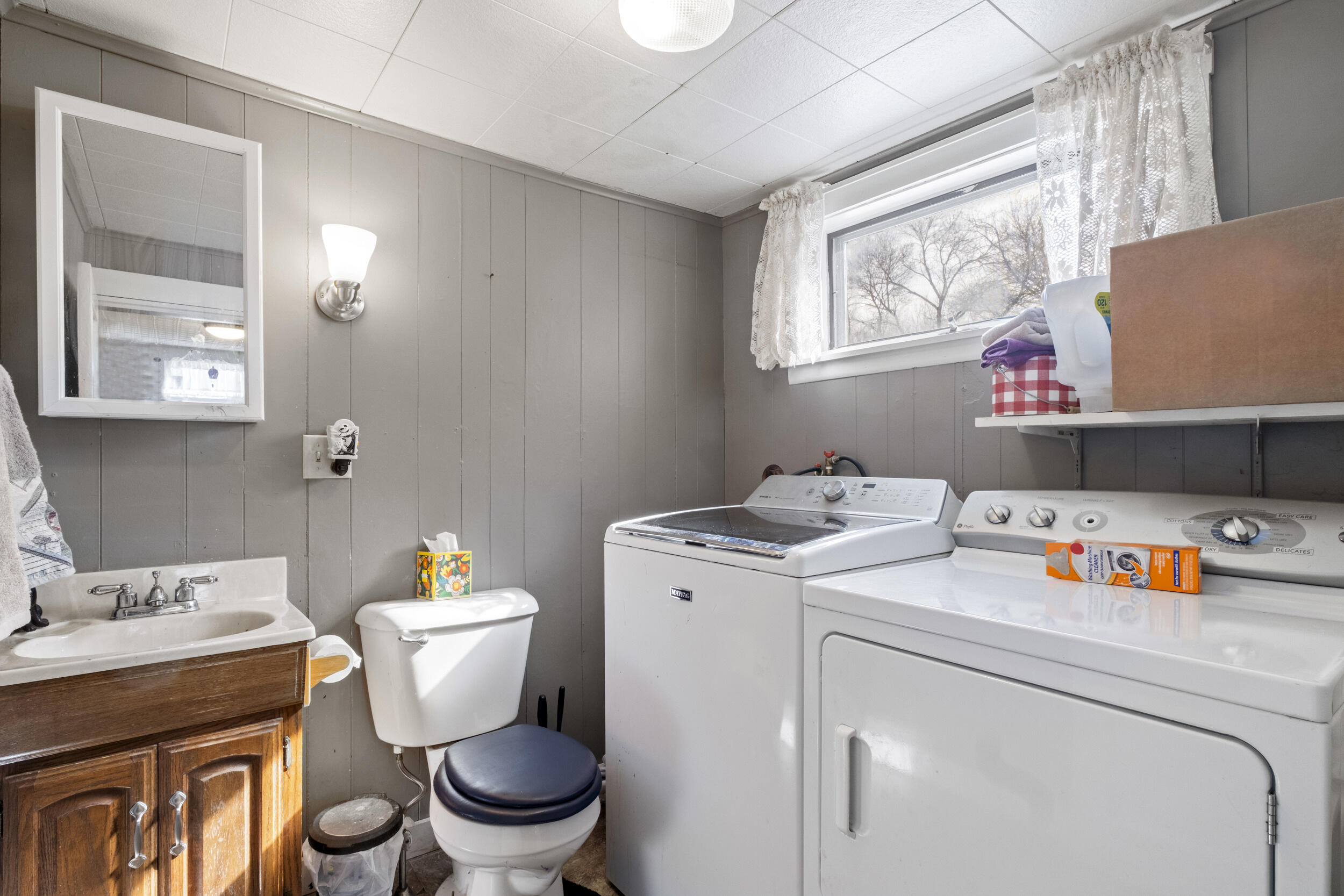 66 W Front Street Skowhegan ME 04976