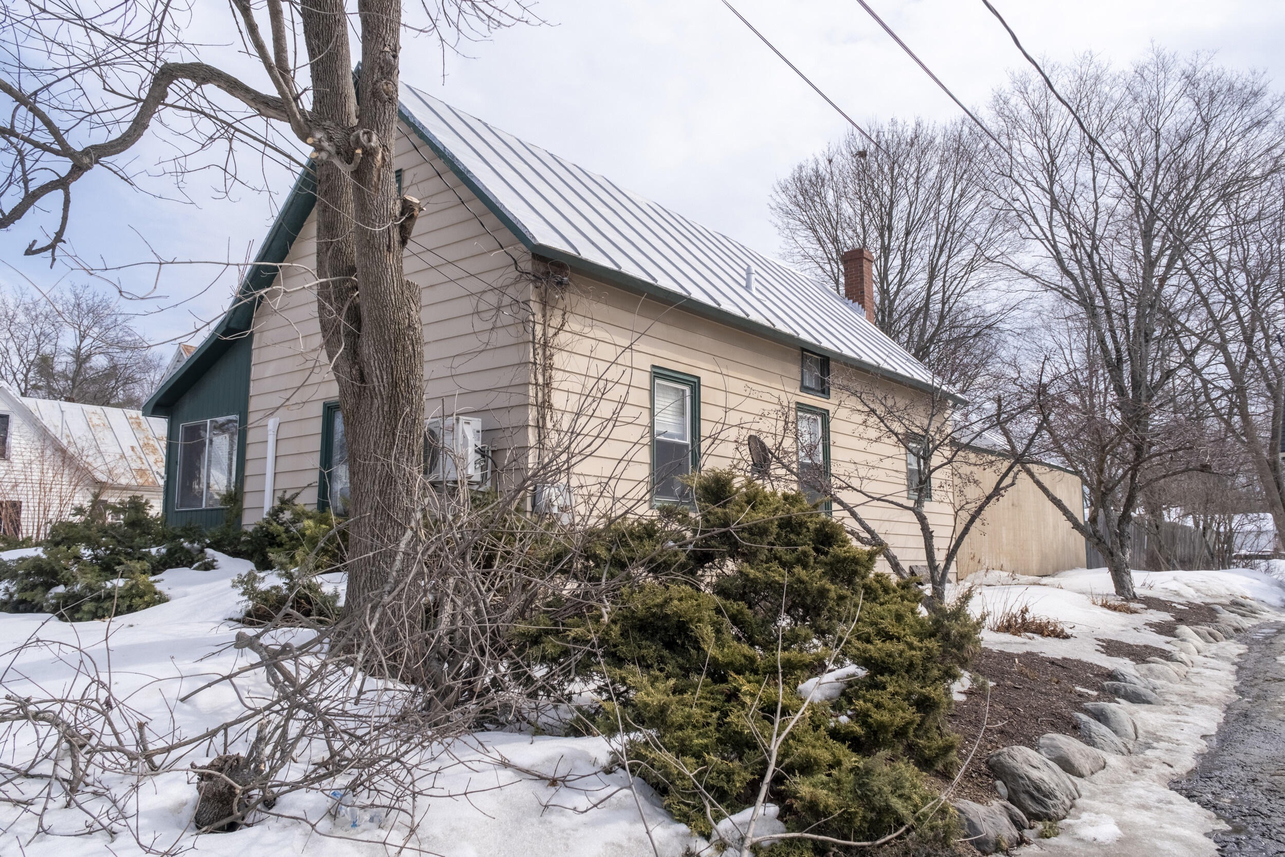 66 W Front Street Skowhegan ME 04976