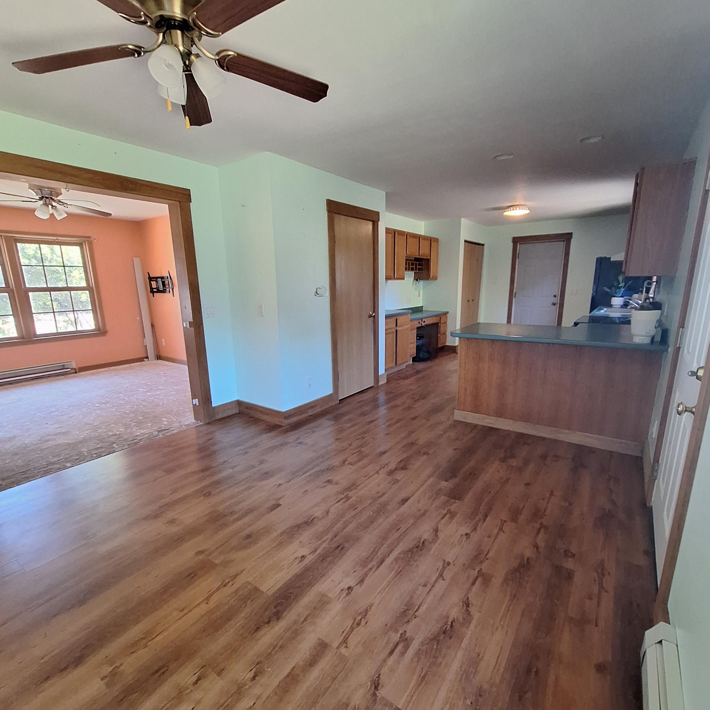 261 High Street Paris ME 04281