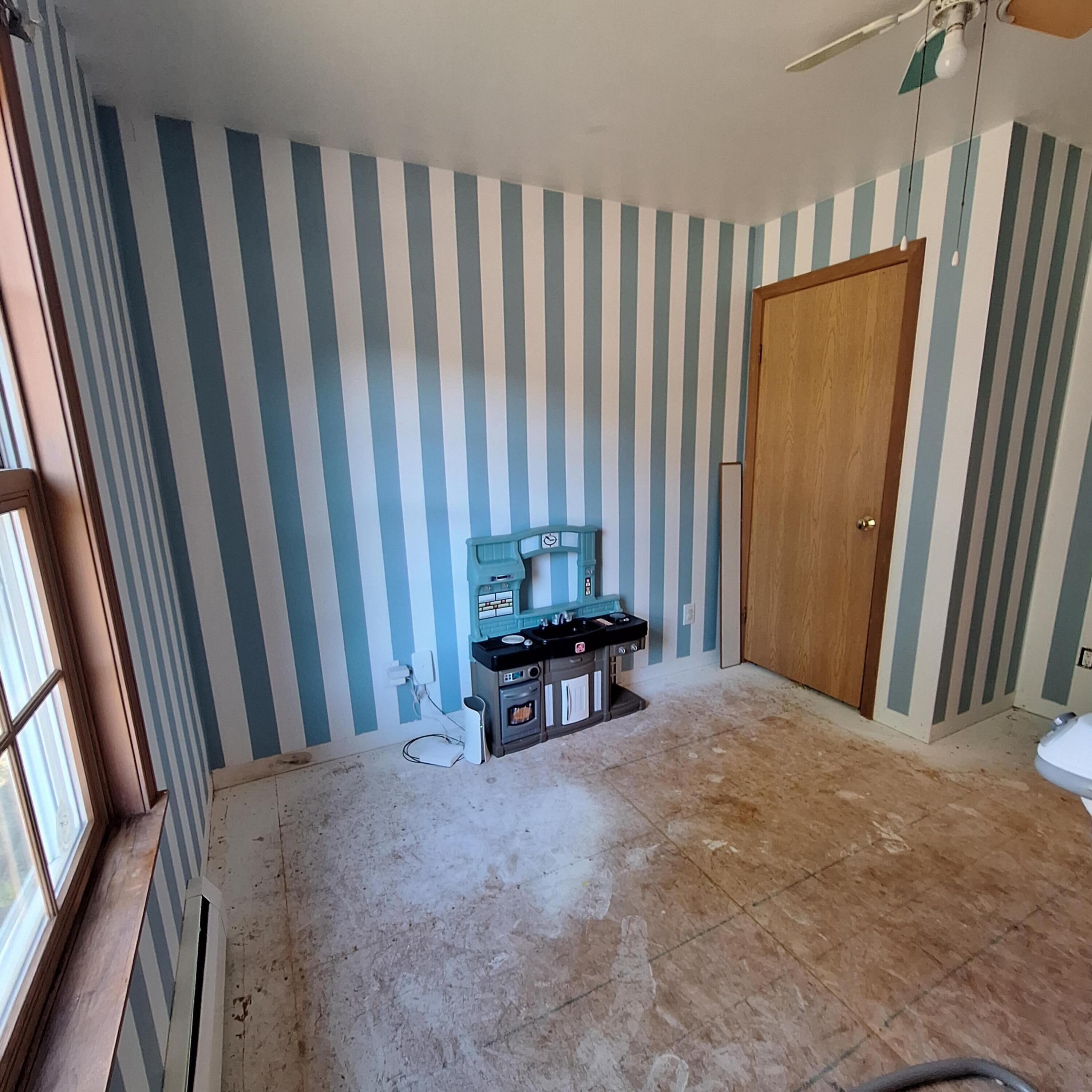 261 High Street Paris ME 04281