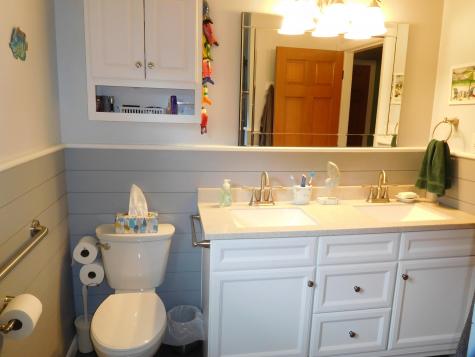 7 Bobby Street Lewiston ME 04240