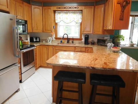 7 Bobby Street Lewiston ME 04240