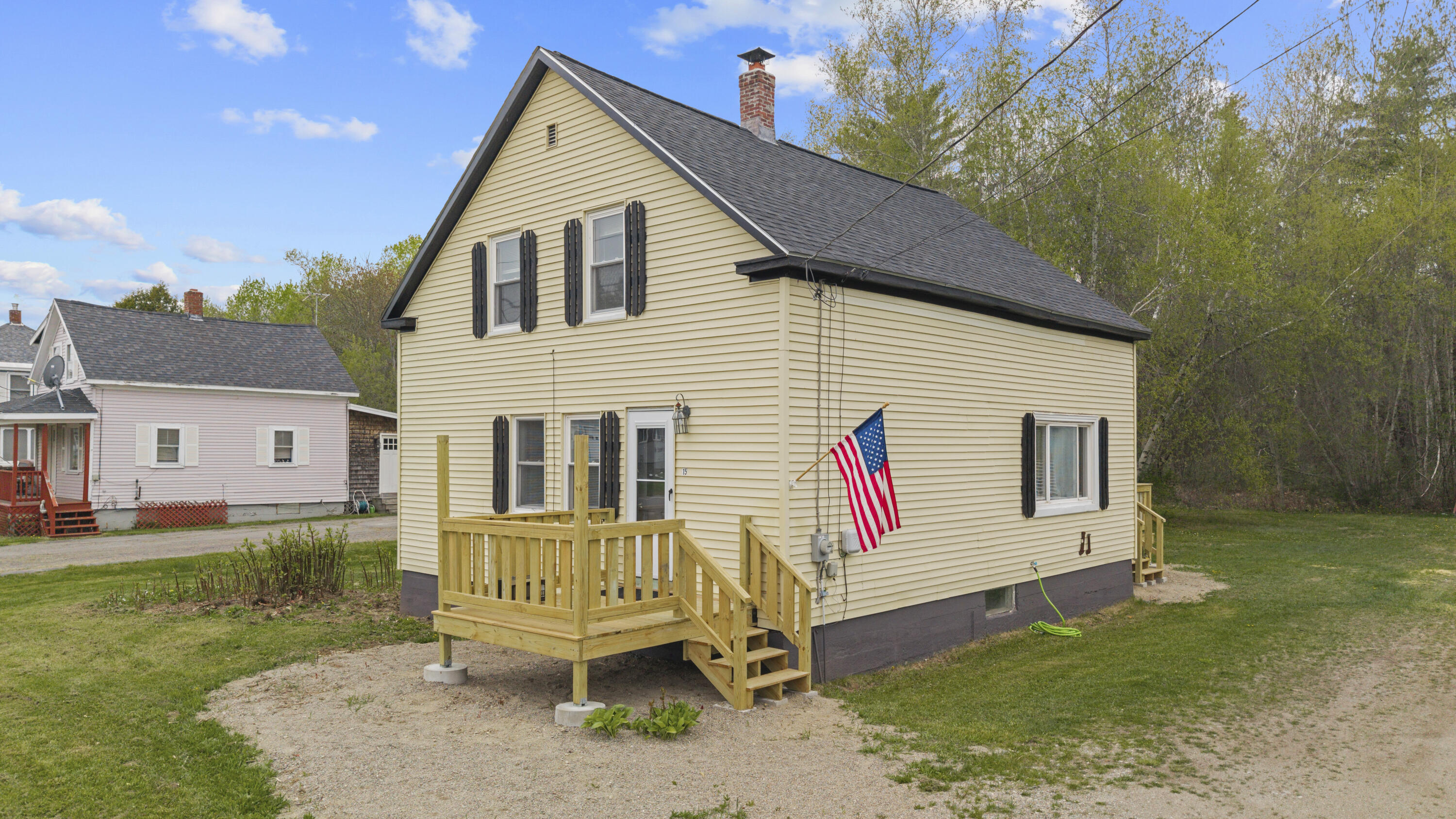 15 Lagrange Road Howland ME 04448