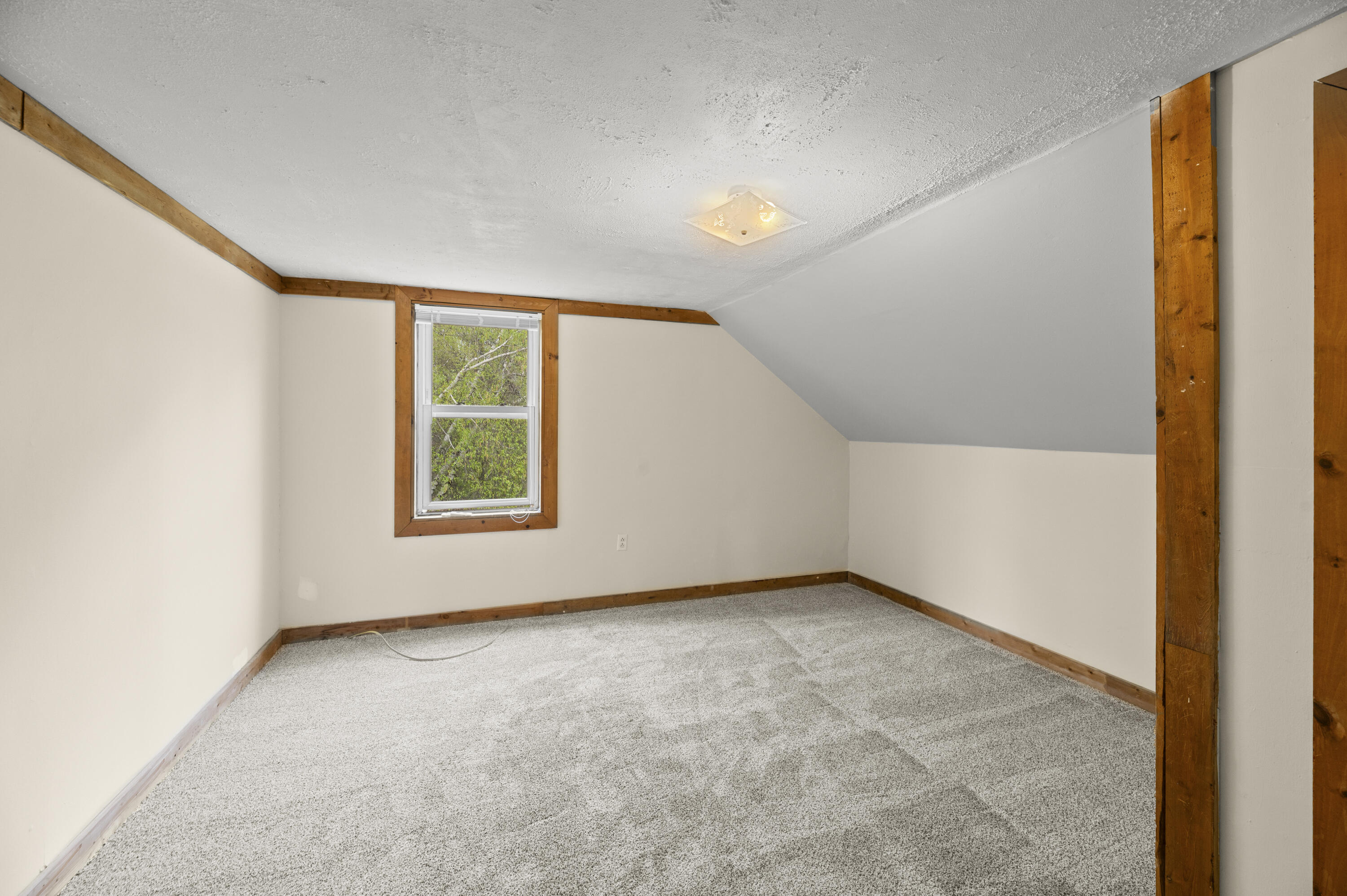 15 Lagrange Road Howland ME 04448