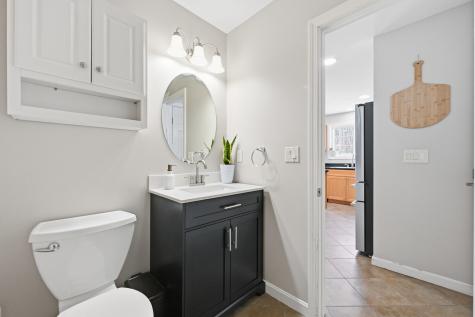 31 Harley Lane Bowdoin ME 04287