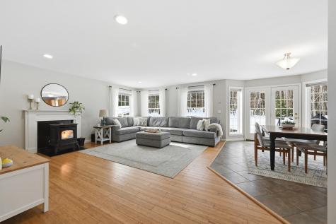 31 Harley Lane Bowdoin ME 04287