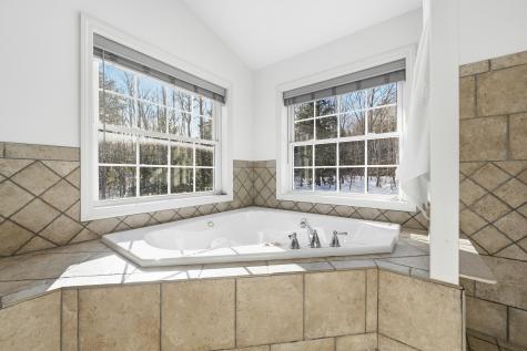 31 Harley Lane Bowdoin ME 04287