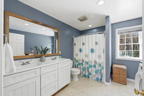 31 Harley Lane Bowdoin ME 04287