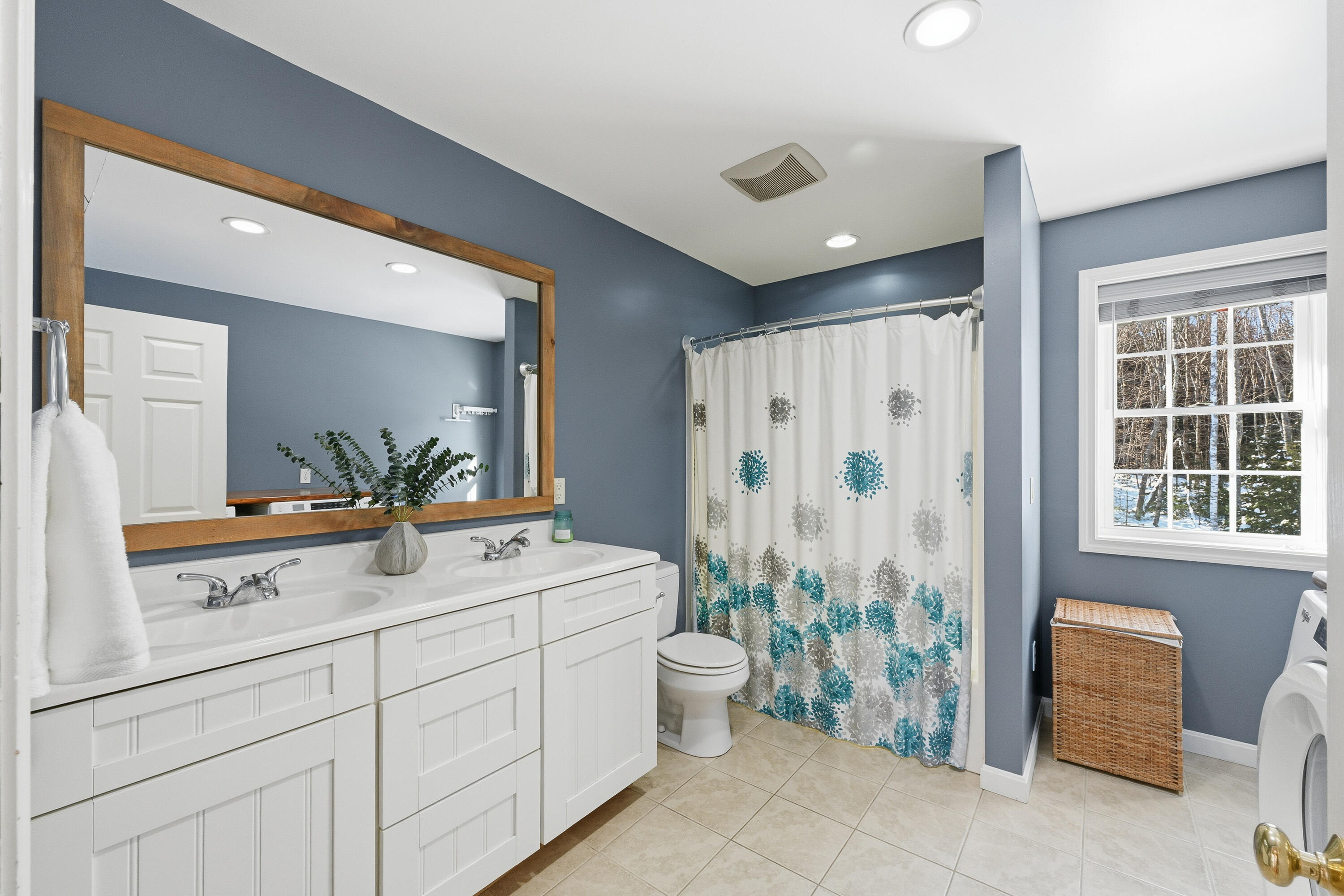 31 Harley Lane Bowdoin ME 04287