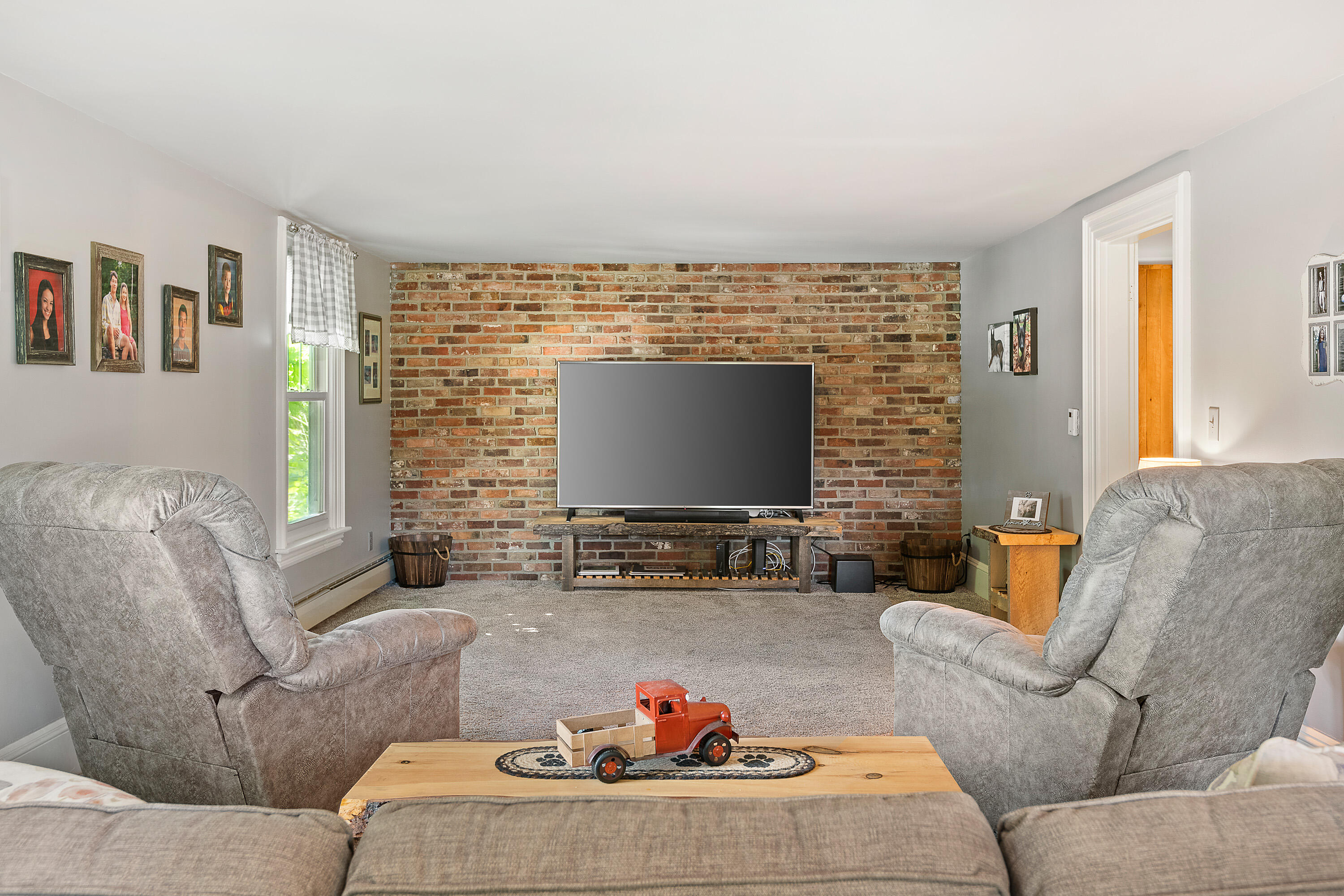 697 Fort Hill Road Gorham ME 04038