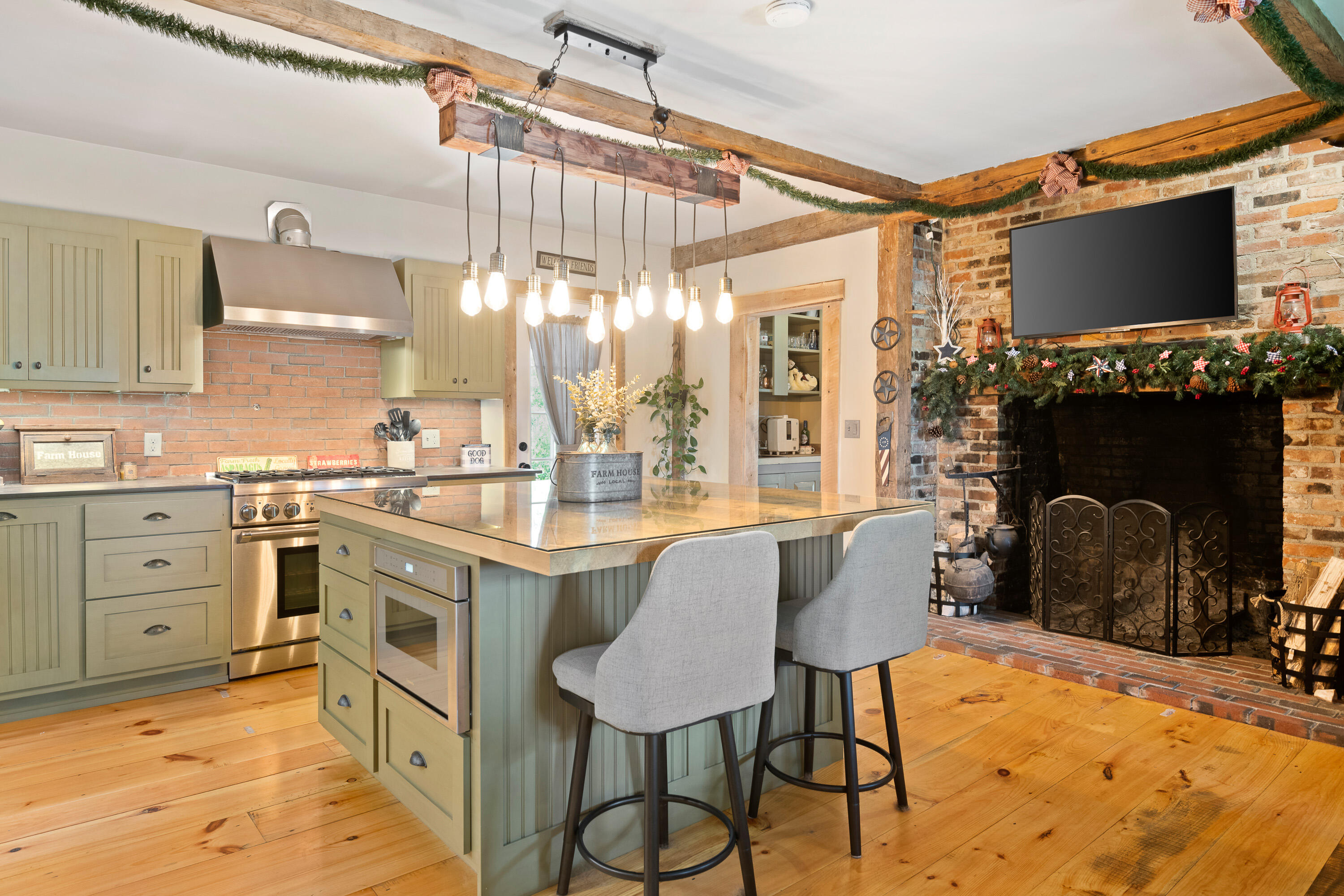 697 Fort Hill Road Gorham ME 04038