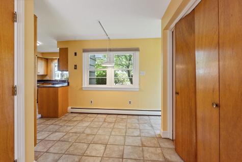 24 High Street Hallowell ME 04347