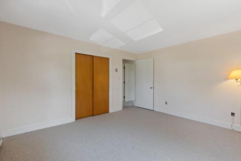 24 High Street Hallowell ME 04347