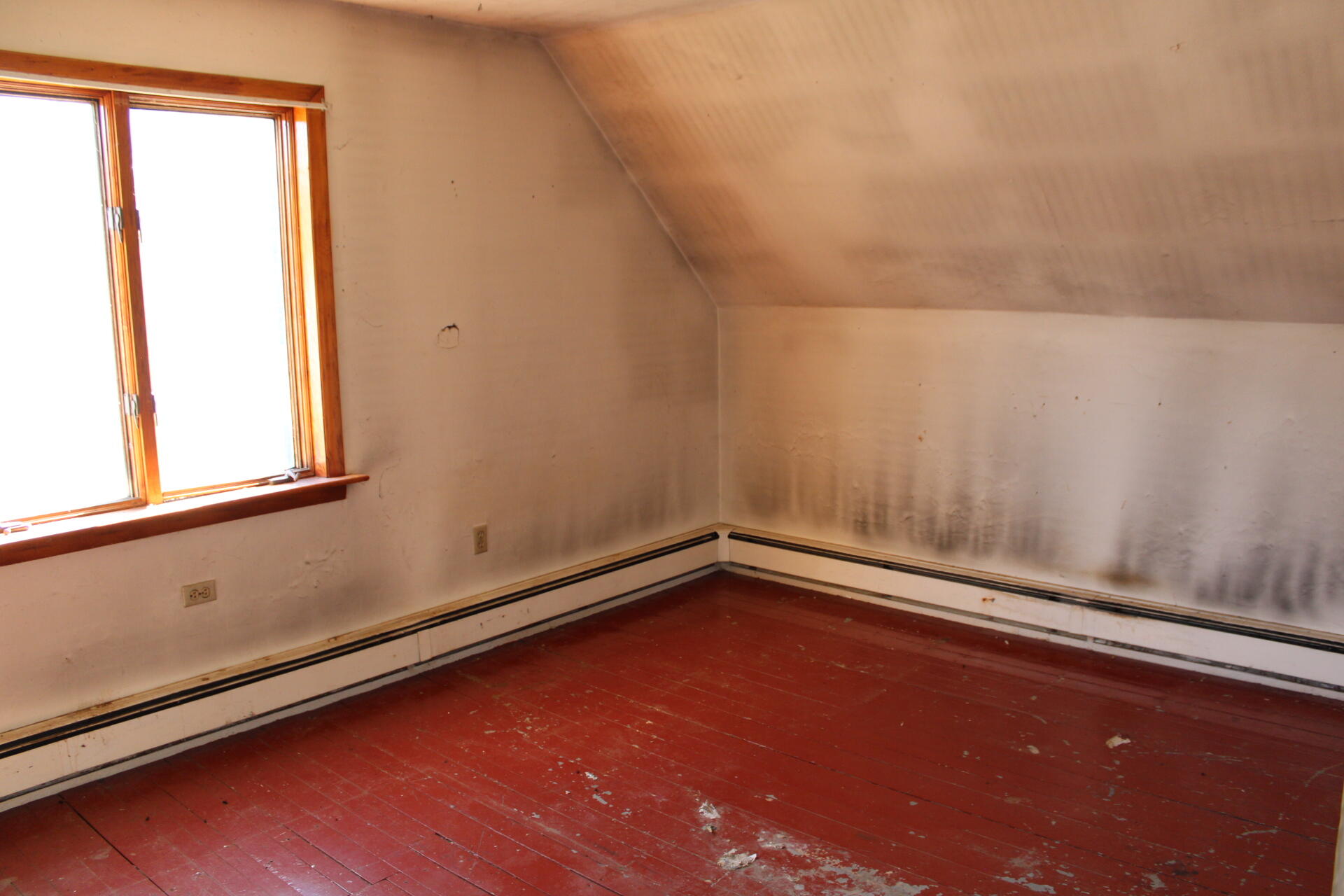 12 Jones Street Madison ME 04950