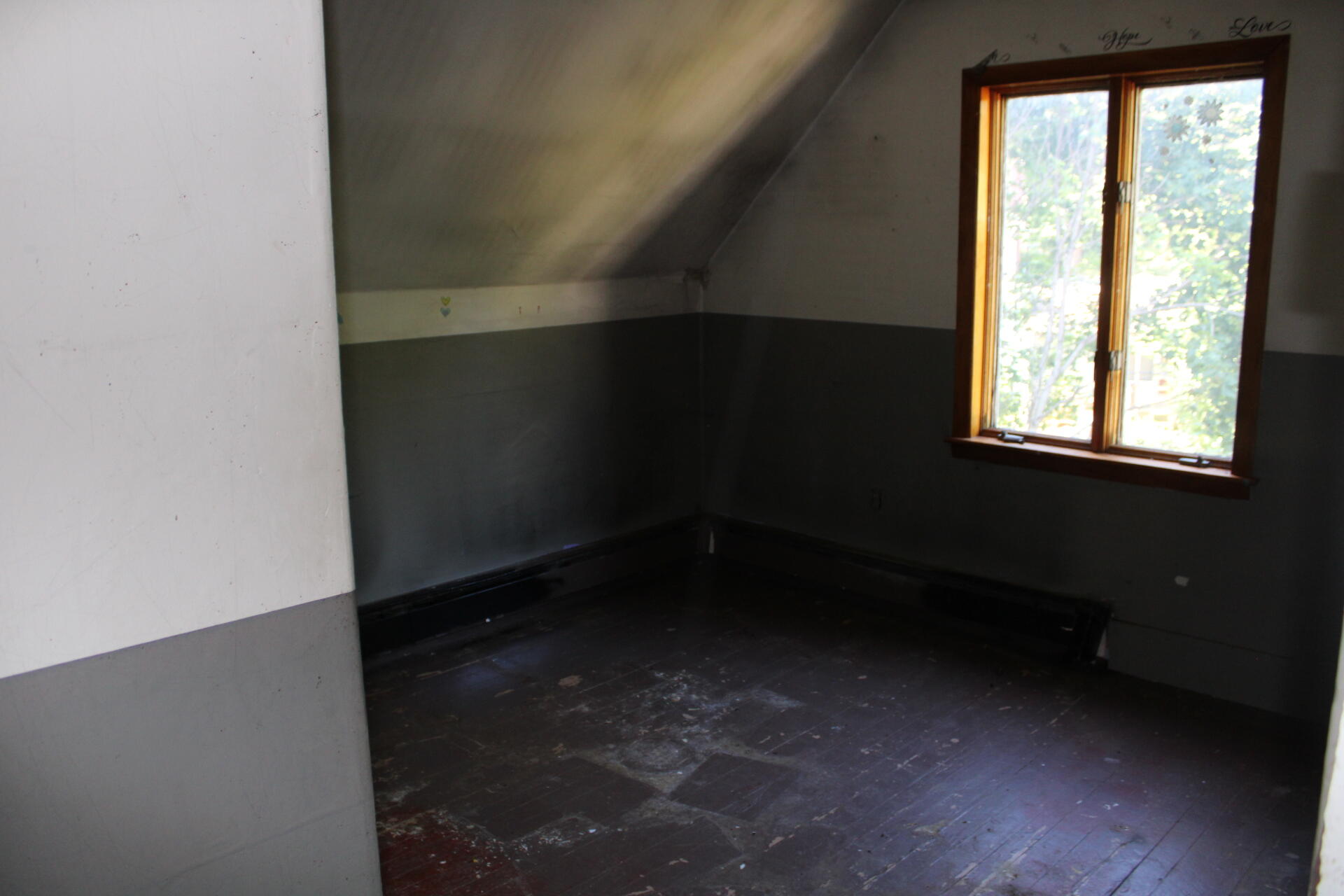 12 Jones Street Madison ME 04950