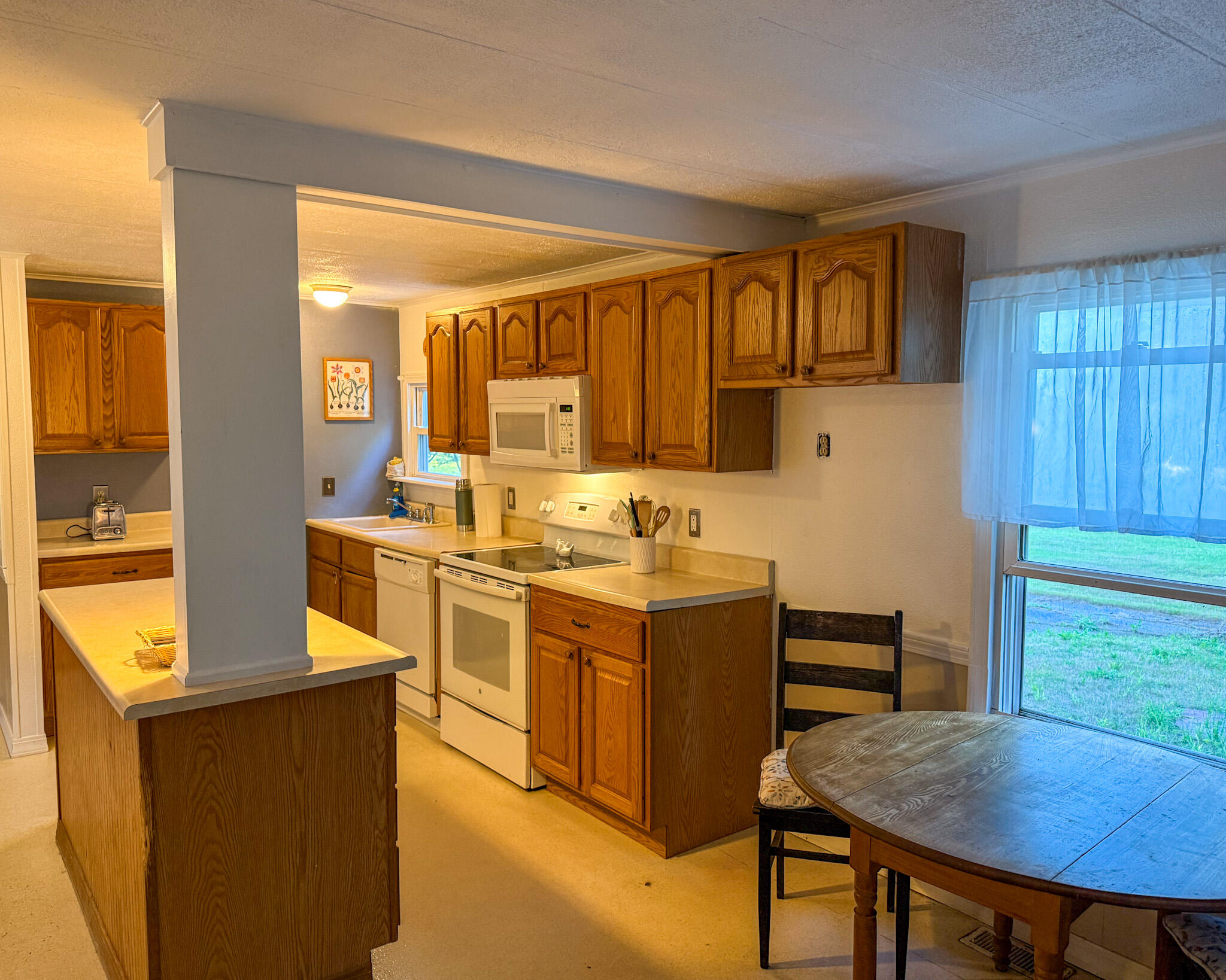 190 W Franklin Road Franklin ME 04634