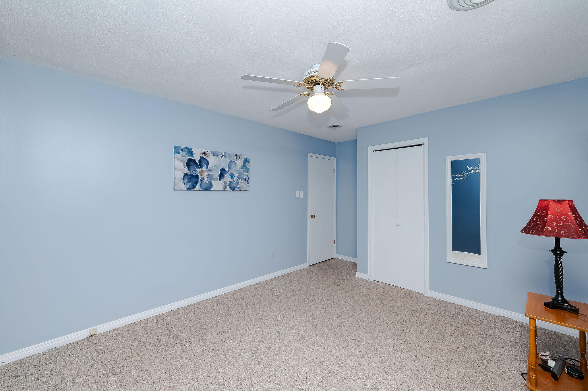 17 Dean Road York ME 03909