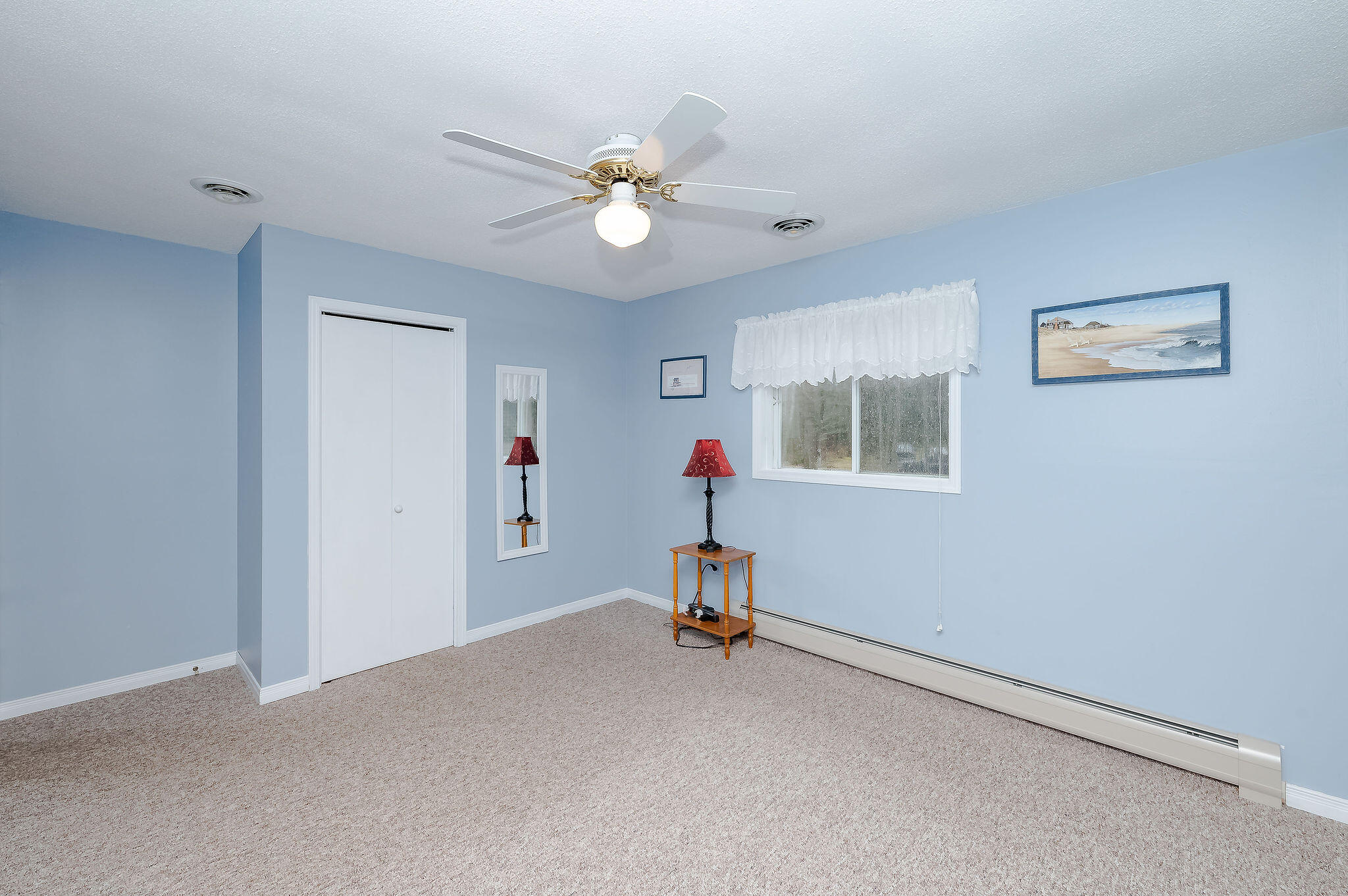 17 Dean Road York ME 03909