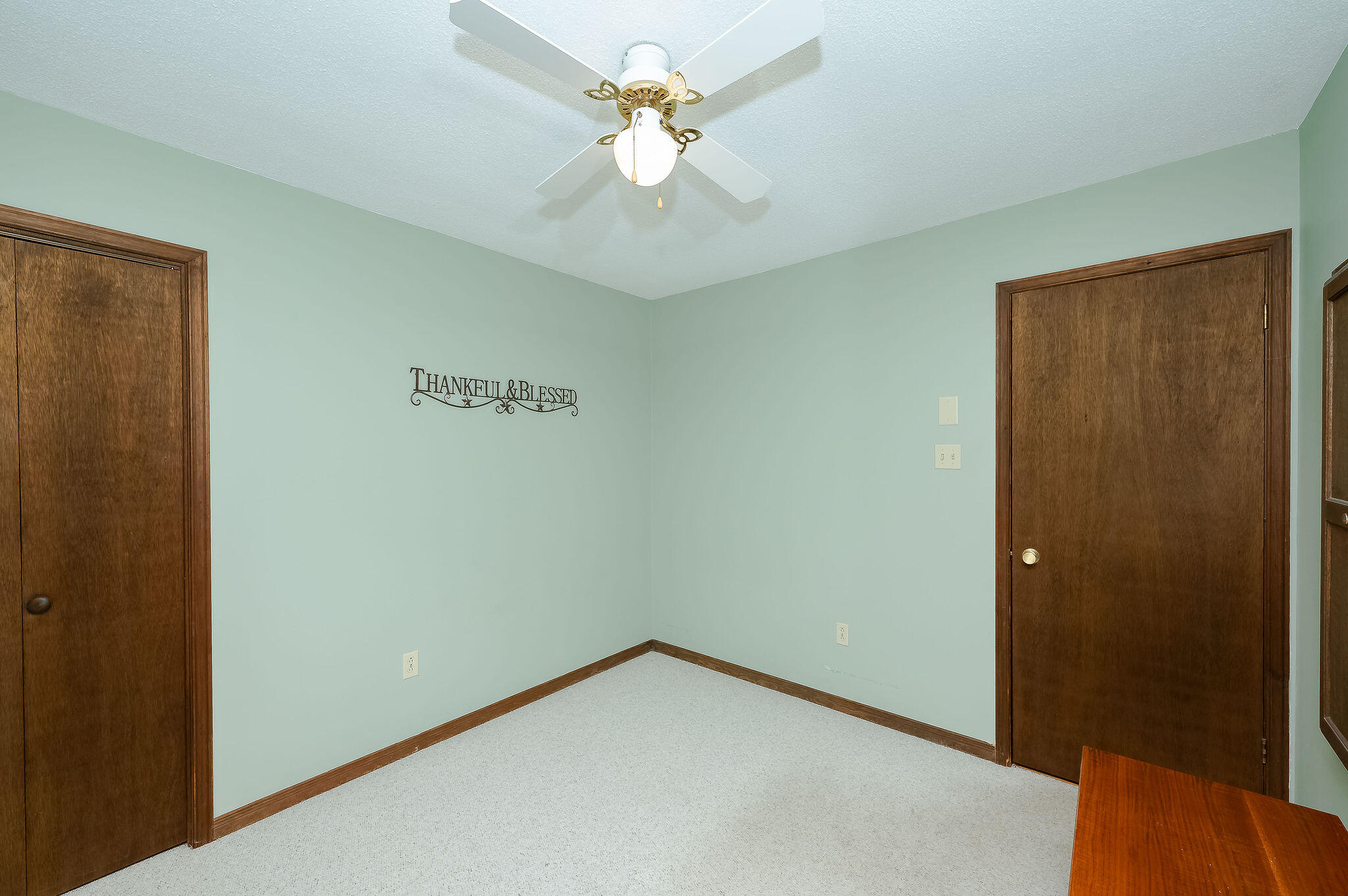 17 Dean Road York ME 03909