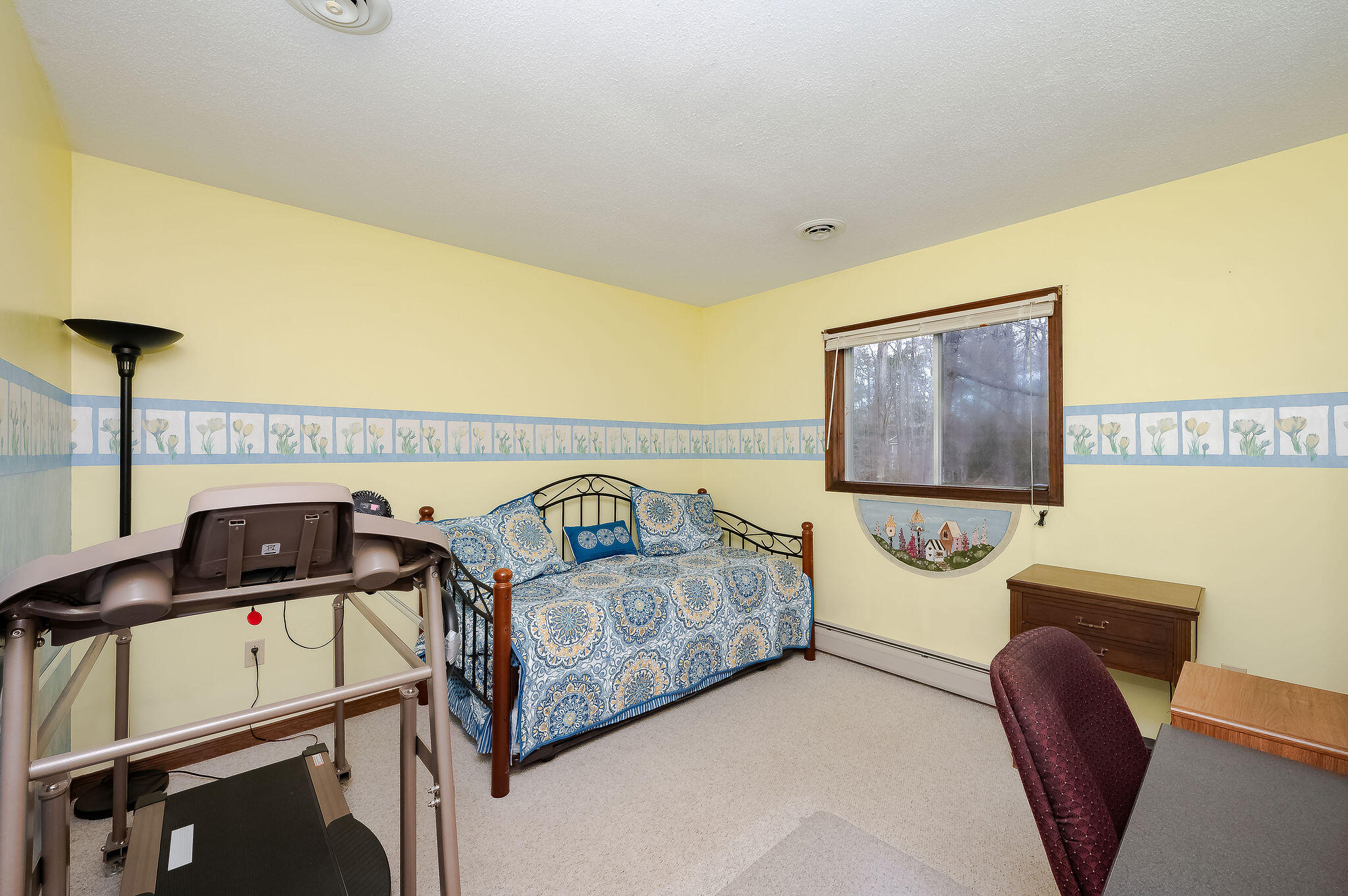 17 Dean Road York ME 03909