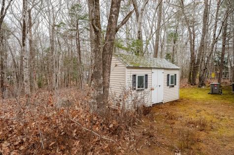 17 Dean Road York ME 03909