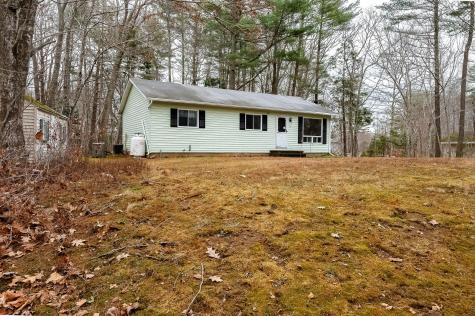 17 Dean Road York ME 03909