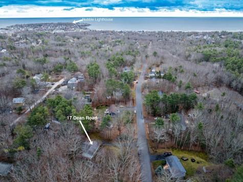 17 Dean Road York ME 03909