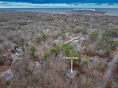 17 Dean Road York ME 03909