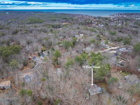 17 Dean Road York ME 03909