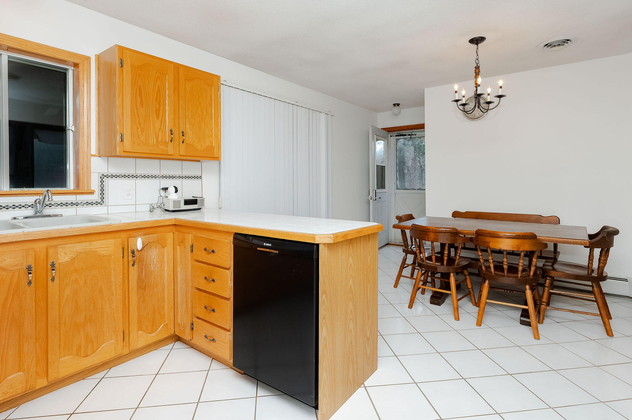 17 Dean Road York ME 03909