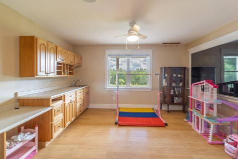 78 Gray Hill Road Dover-foxcroft ME 04426