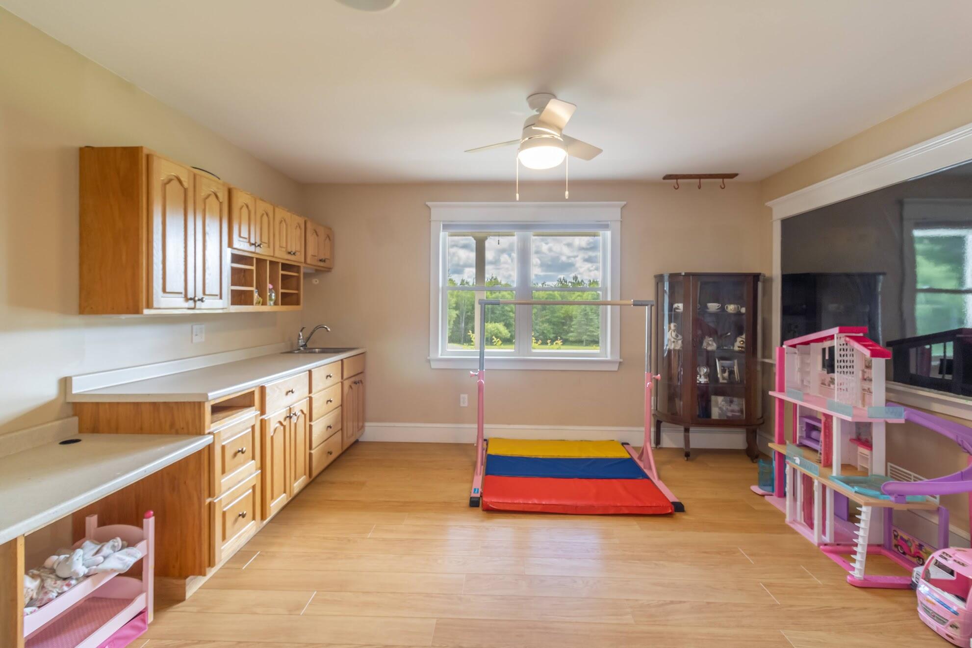 78 Gray Hill Road Dover-foxcroft ME 04426