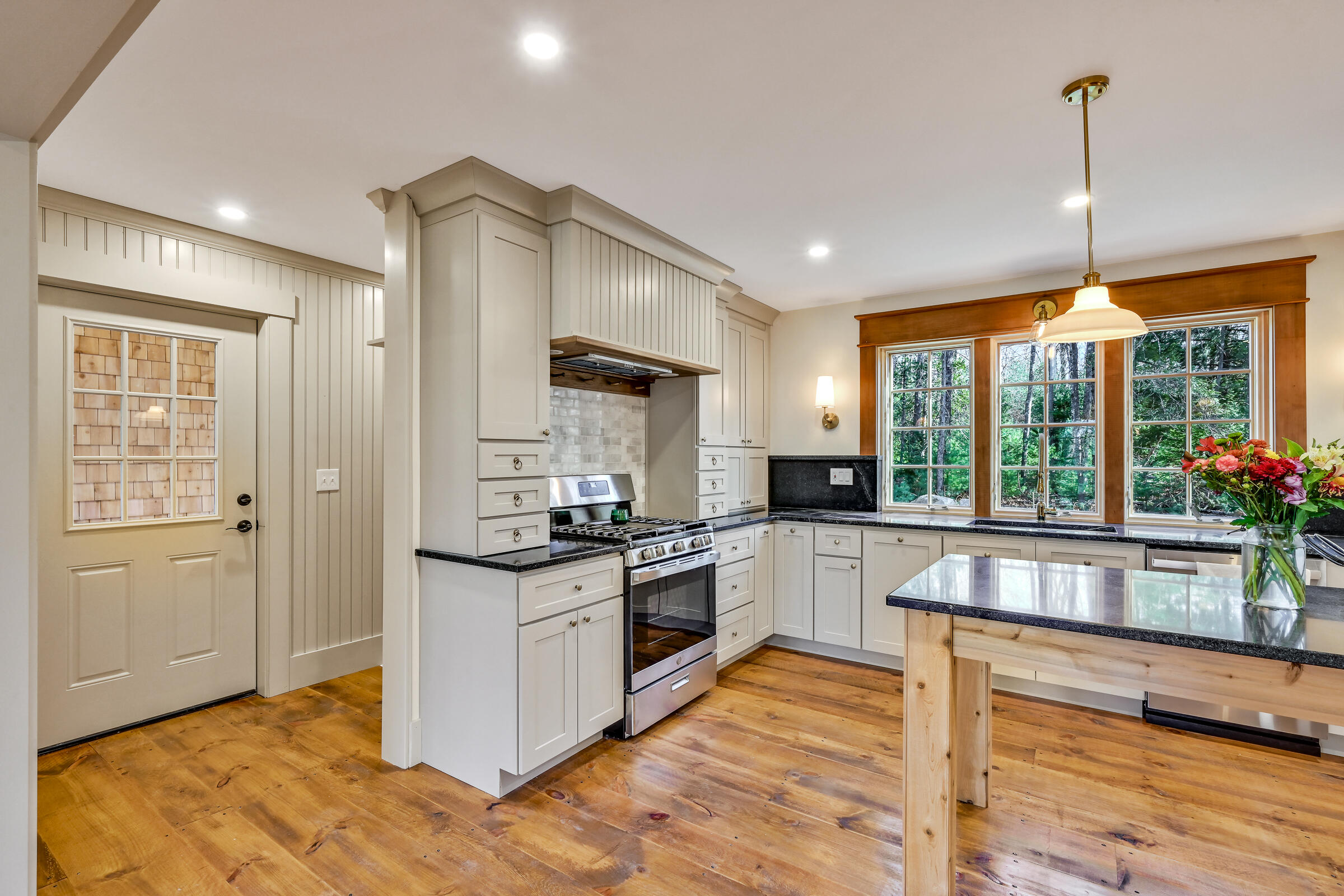 6 Lakewood Estates Rome ME 04963