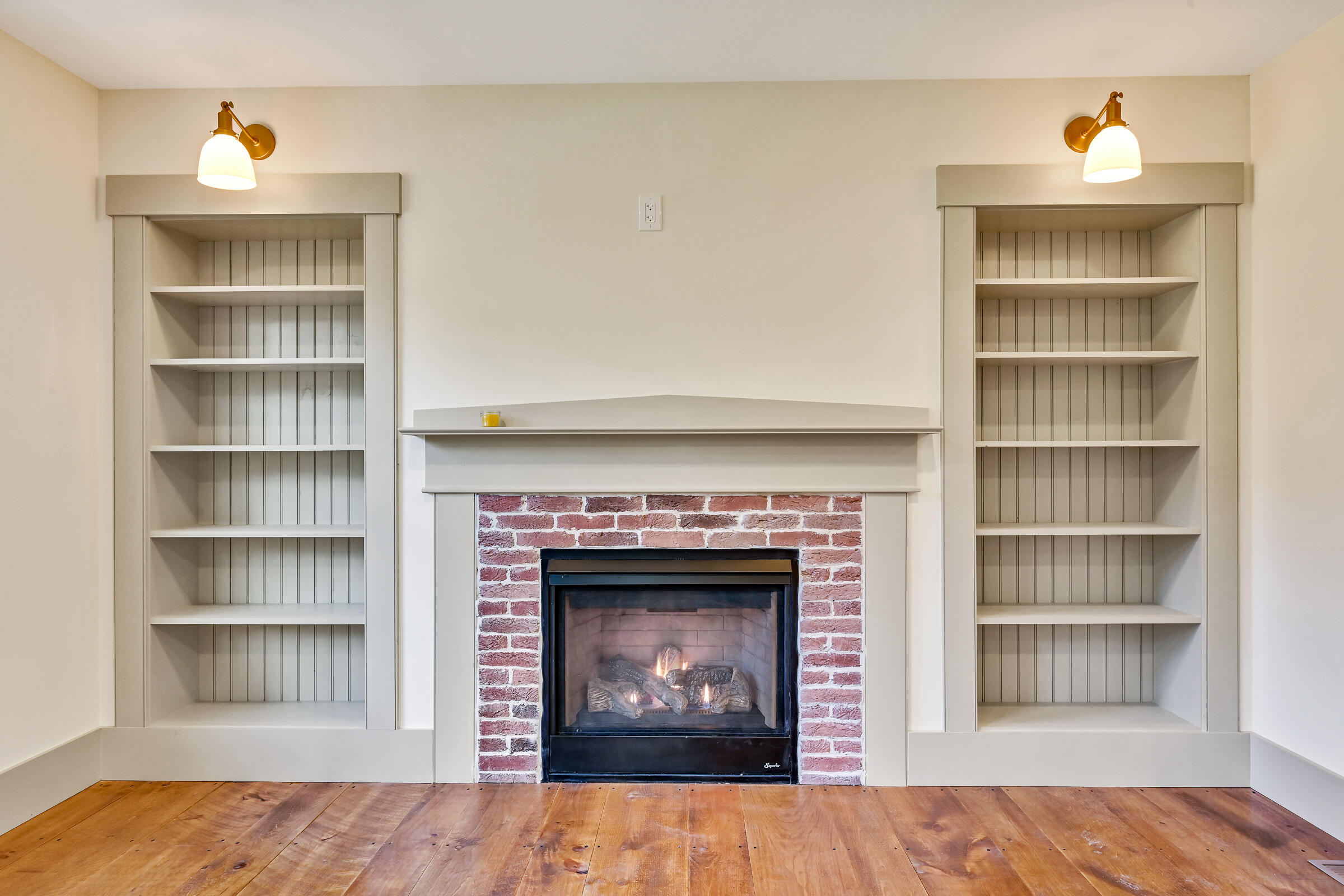 6 Lakewood Estates Rome ME 04963