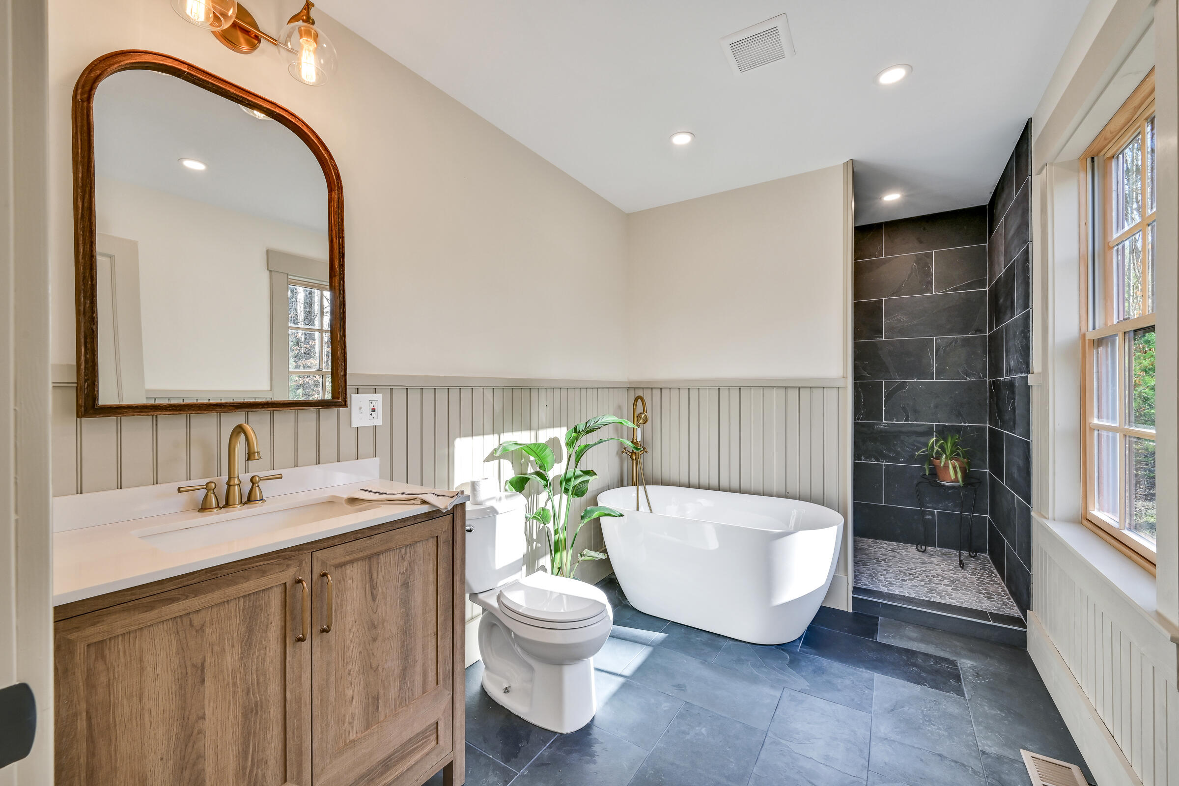 6 Lakewood Estates Rome ME 04963