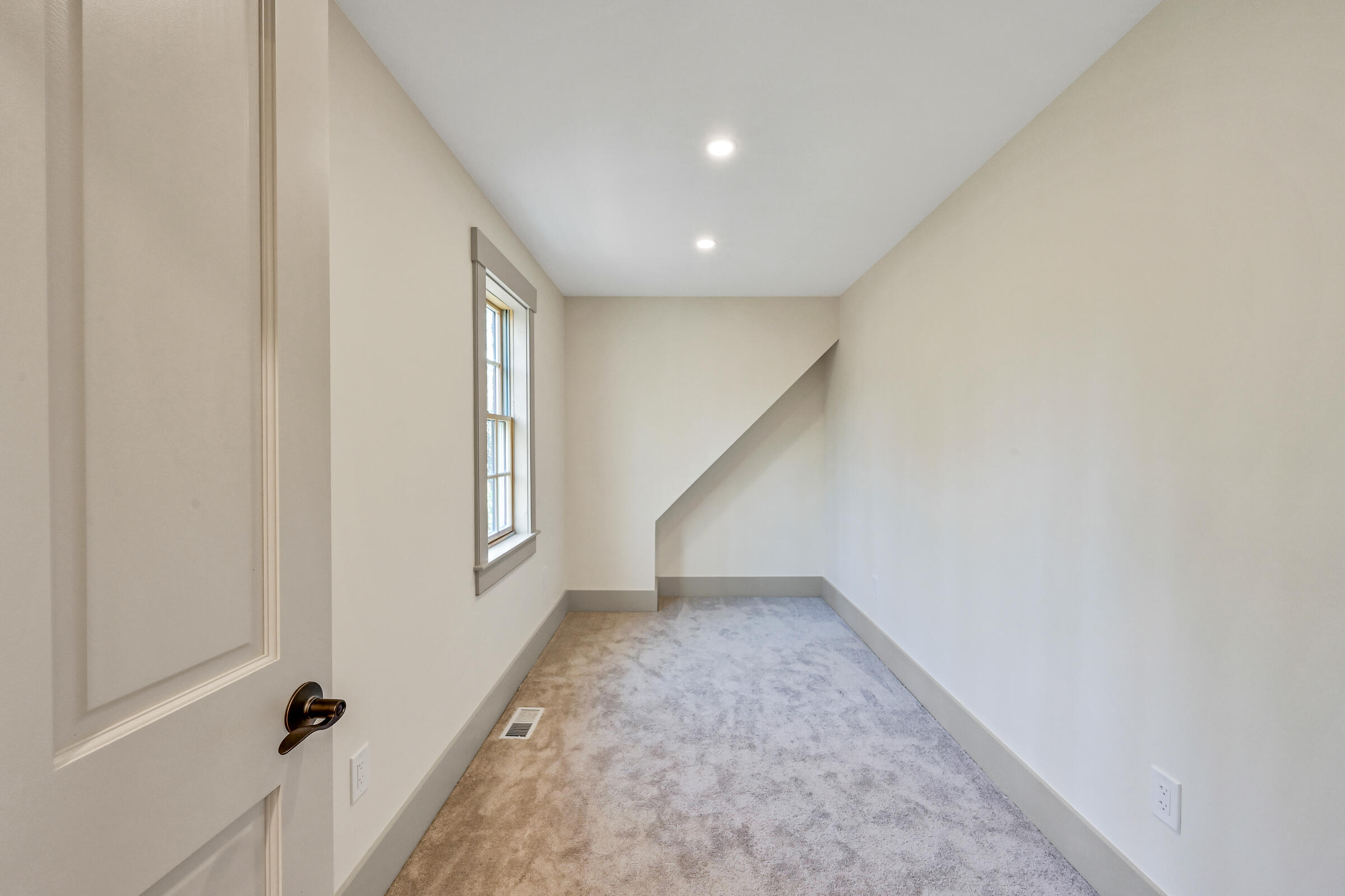 6 Lakewood Estates Rome ME 04963