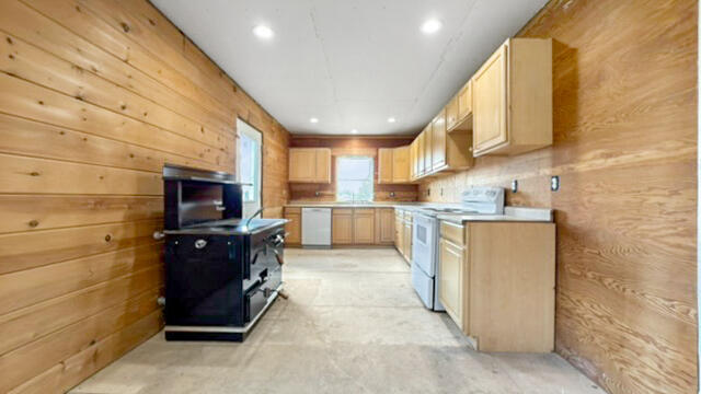 2194 Van Buren Road Connor Twp ME 04736