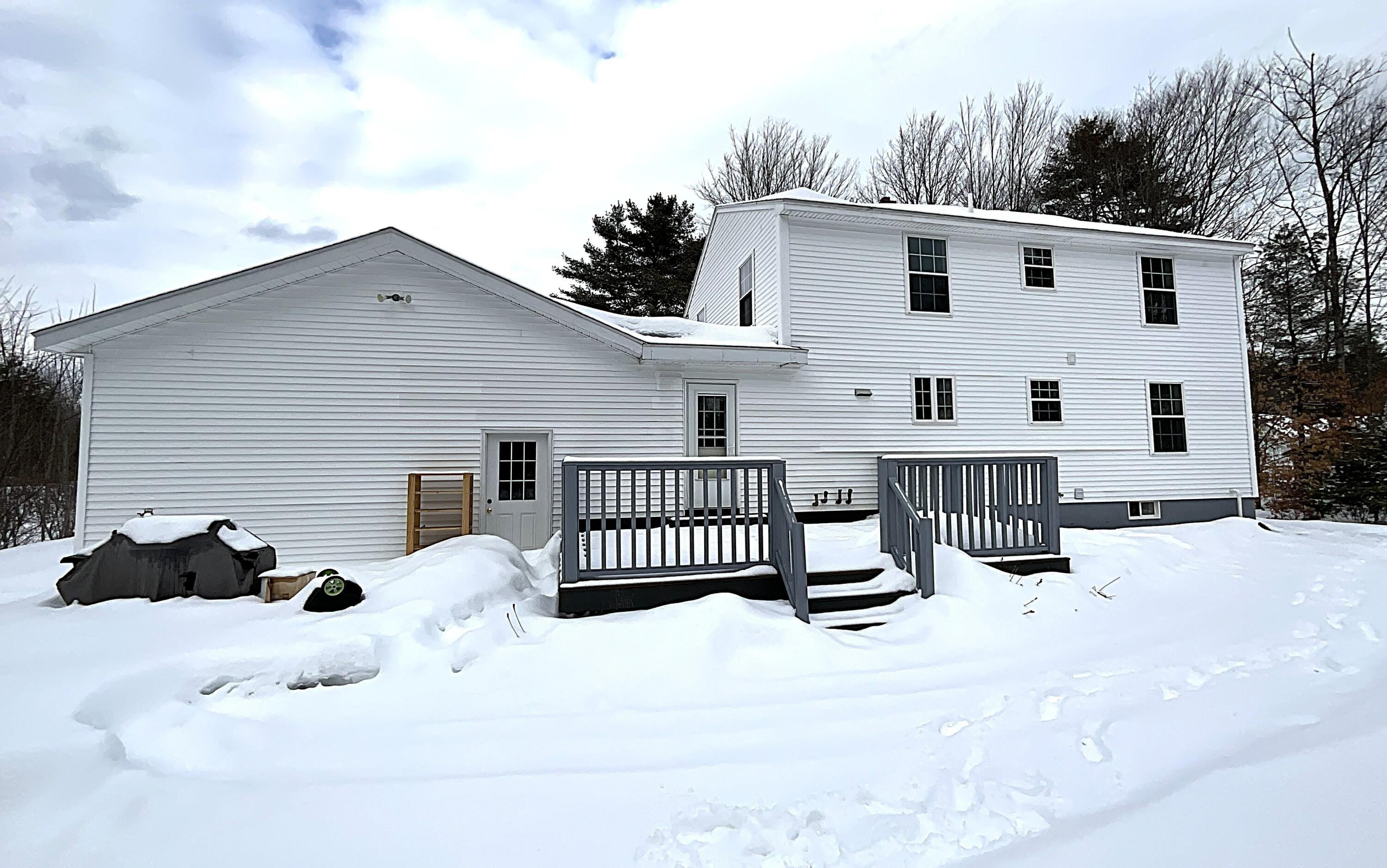 8 Evergreen Circle Limington ME 04049