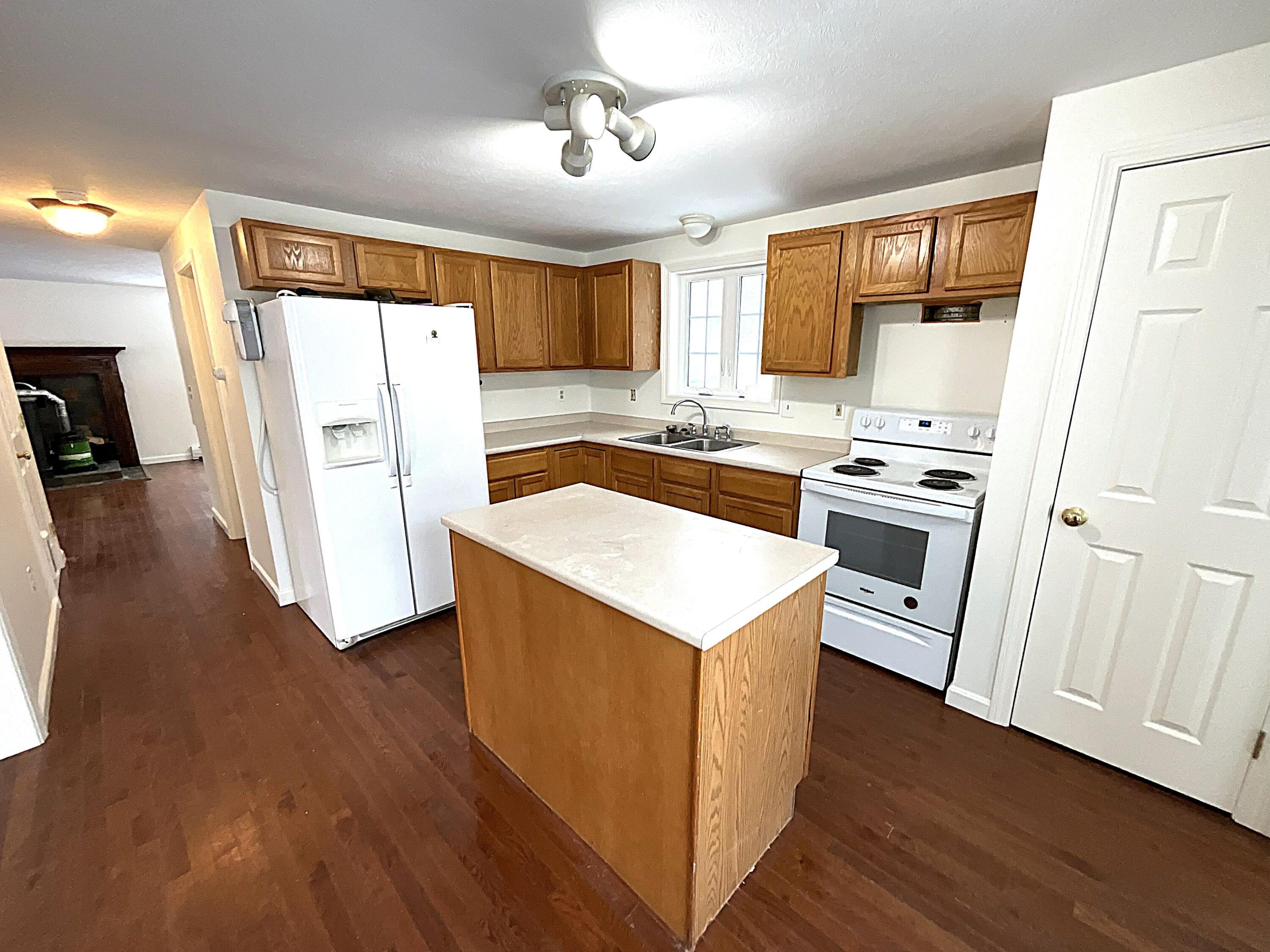 8 Evergreen Circle Limington ME 04049