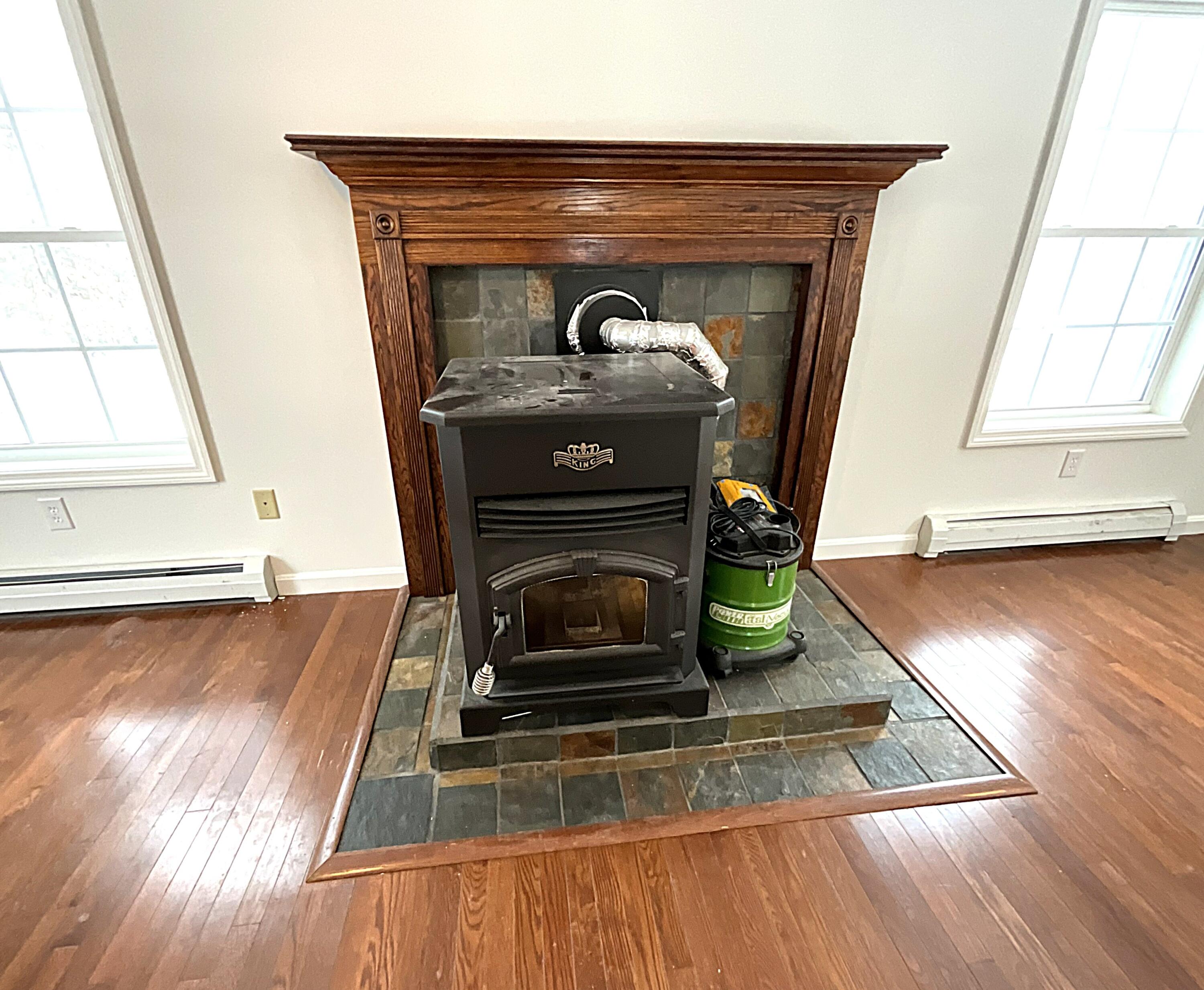 8 Evergreen Circle Limington ME 04049