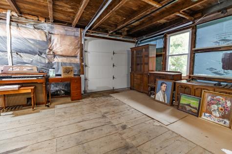 54 High Street Paris ME 04281